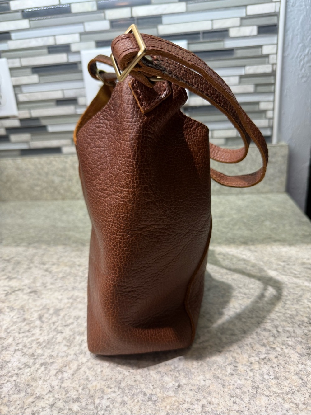 Portland Leather Ashville small Naomi Bag - Picture 4 of 5